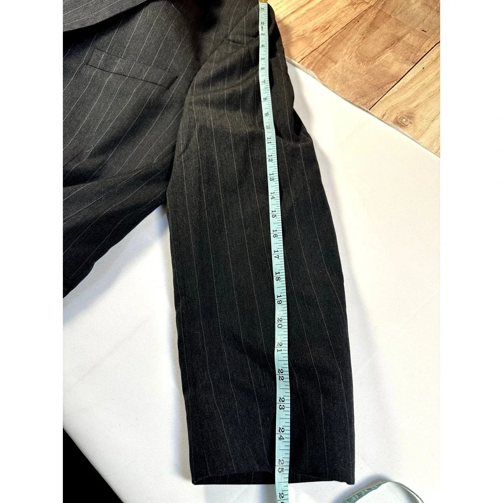 Joseph A Bank Men Blazer 50REG‎ Dark Gray Pinstriped 100% Wool 2 Button Front